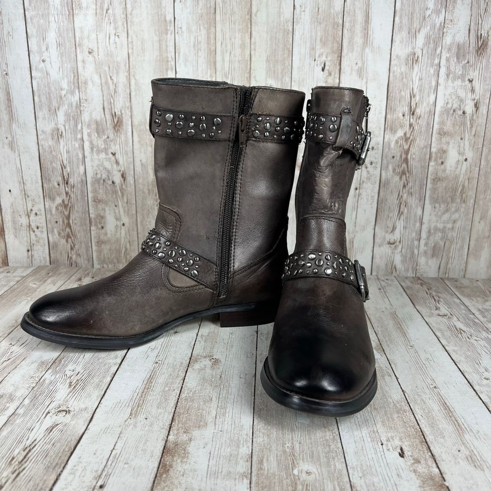 Arturo Chiang Studded Gray Ankle Boots - Picture 5 of 8
